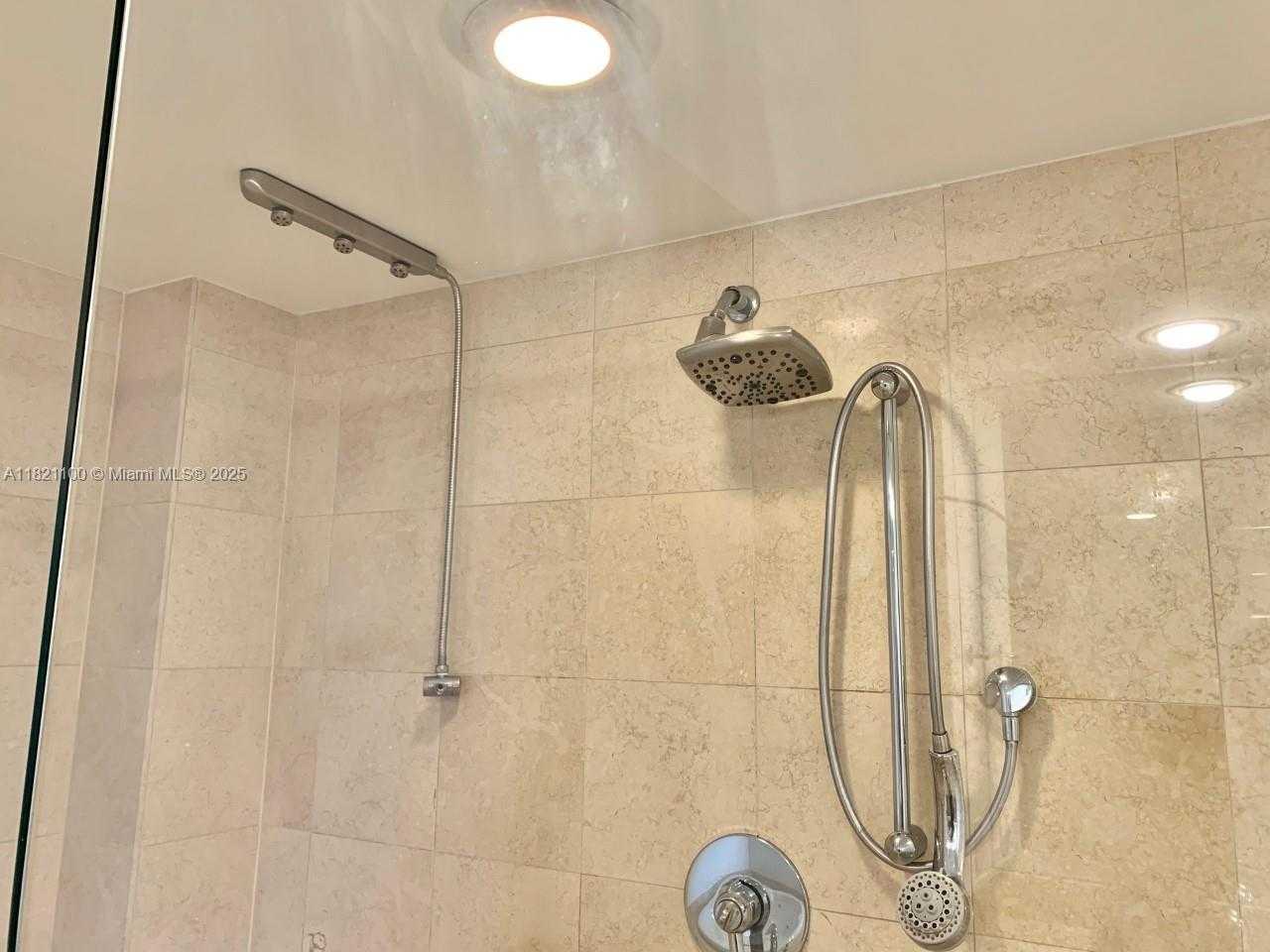 Small Image of 1800 SOUTH OCEAN DR #902, Hallandale Beach Number 19
