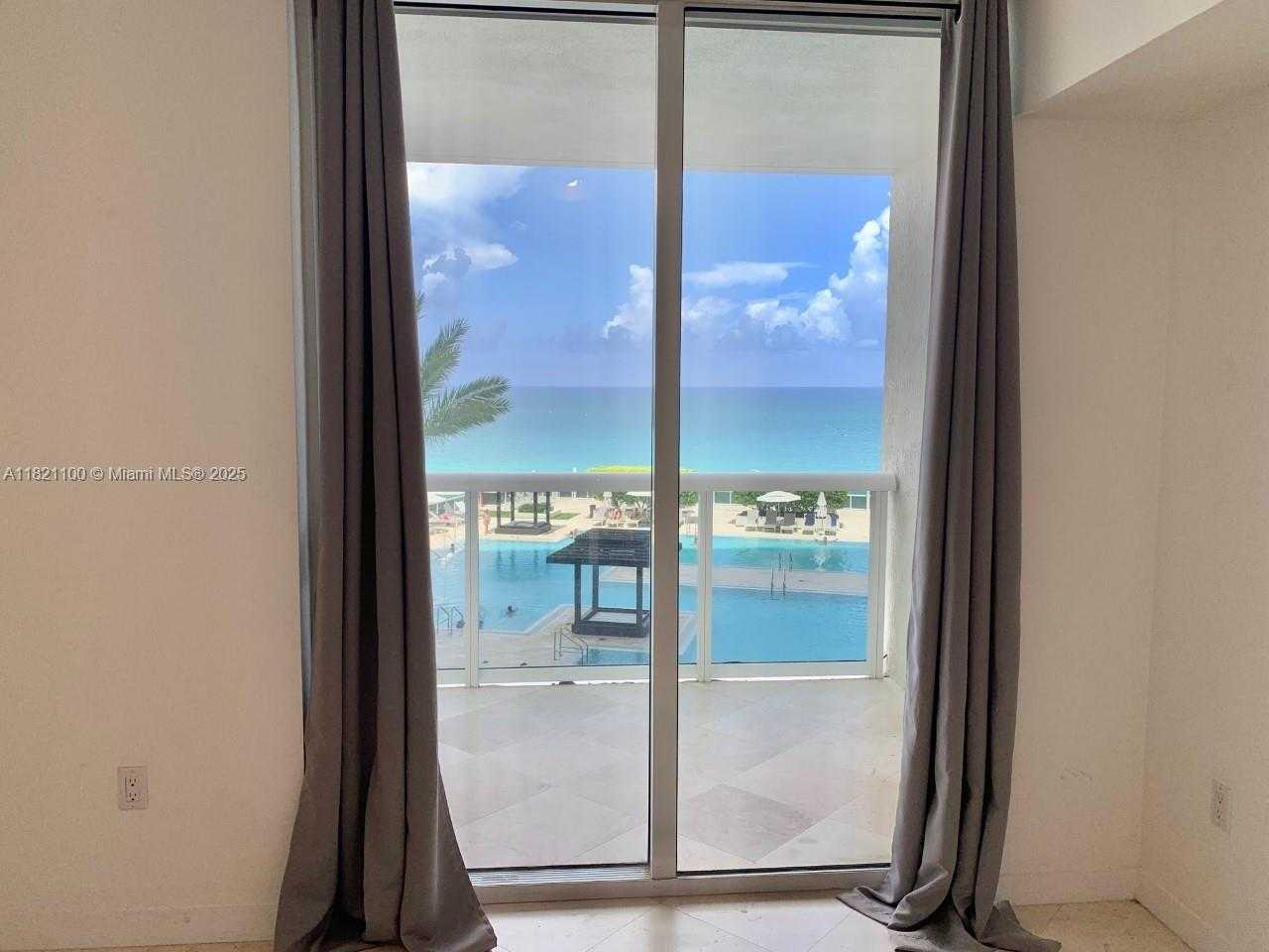Small Image of 1800 SOUTH OCEAN DR #902, Hallandale Beach Number 22