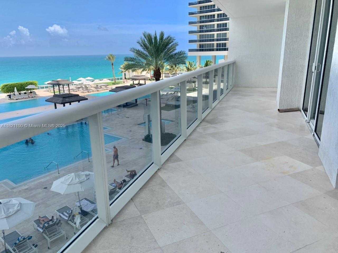 Small Image of 1800 SOUTH OCEAN DR #902, Hallandale Beach Number 3