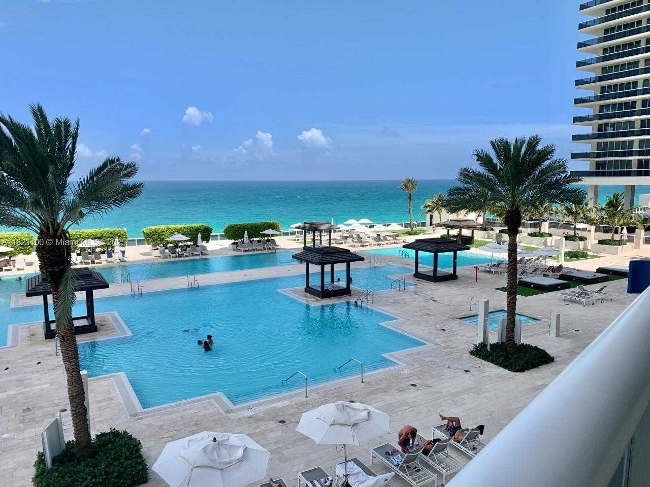 Small Image of 1800 SOUTH OCEAN DR #902, Hallandale Beach Number 4