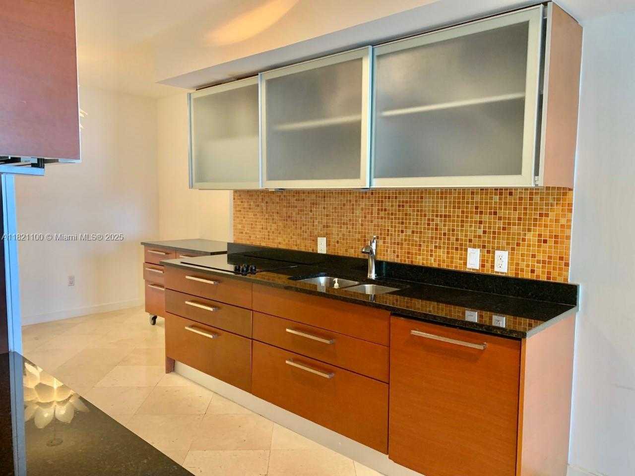 Small Image of 1800 SOUTH OCEAN DR #902, Hallandale Beach Number 8