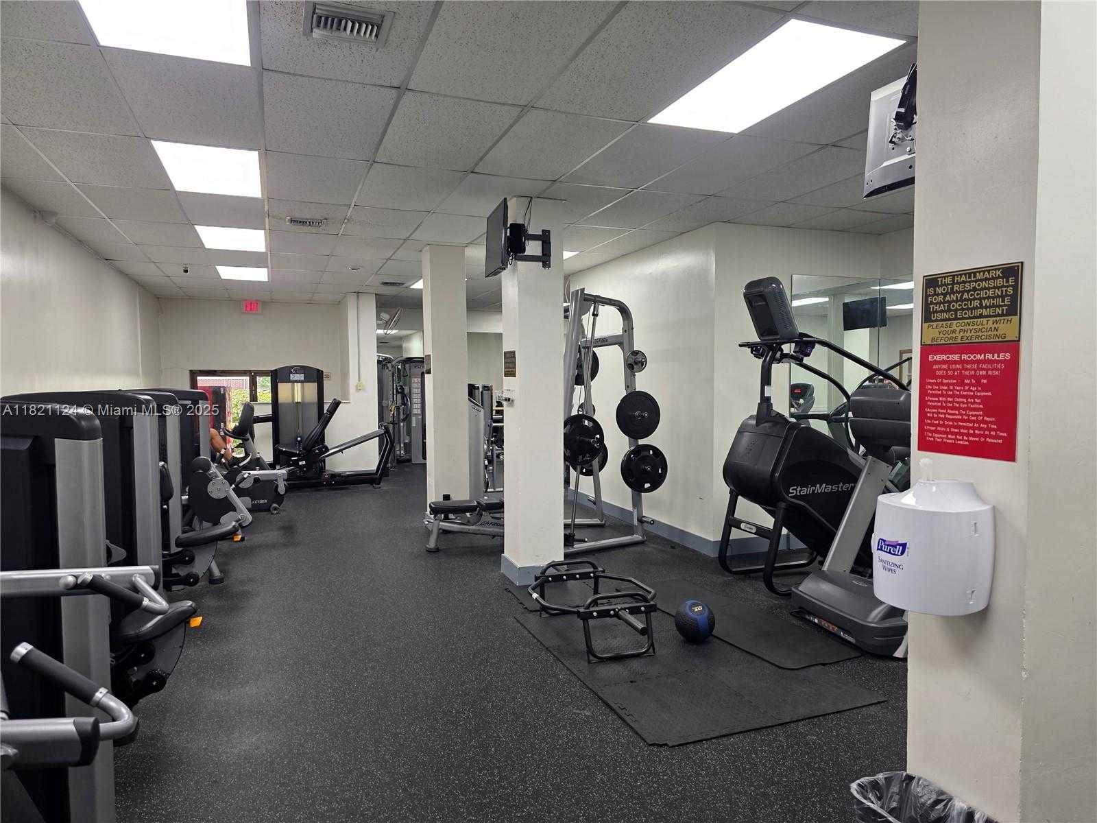 Small Image of 3800 SOUTH OCEAN DR #425, Hollywood Number 38
