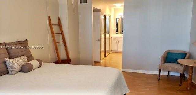 Small Image of 3800 SOUTH OCEAN DR #425, Hollywood Number 6