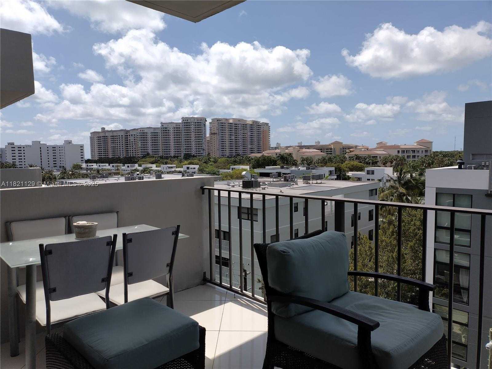 Small Image of 575 CRANDON BLVD #706, Key Biscayne Number 12