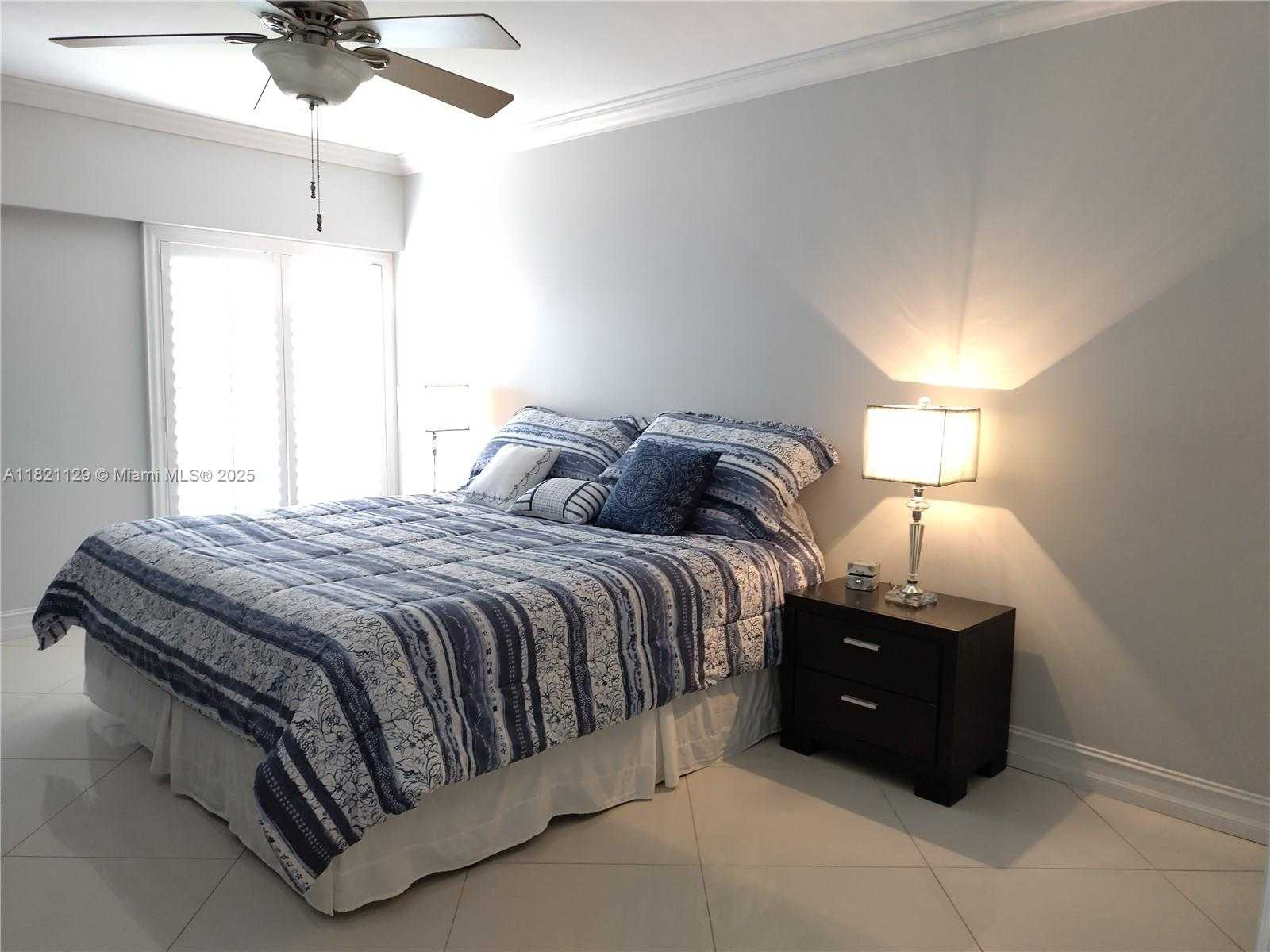Small Image of 575 CRANDON BLVD #706, Key Biscayne Number 16