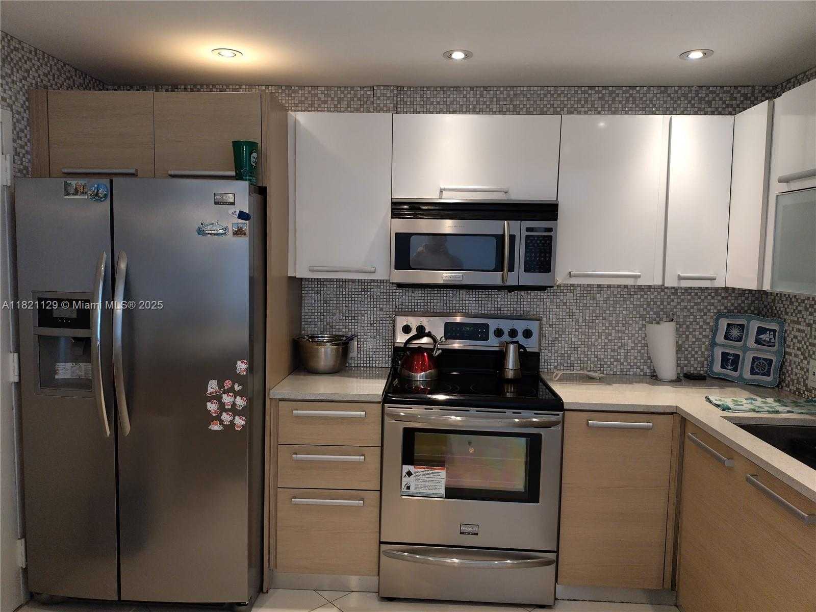 Small Image of 575 CRANDON BLVD #706, Key Biscayne Number 4