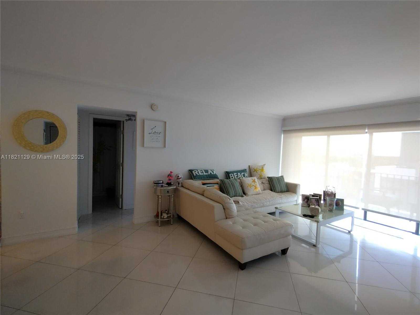 Small Image of 575 CRANDON BLVD #706, Key Biscayne Number 9