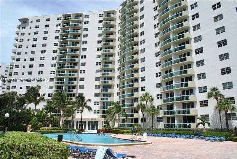 Small Image of 3001 SOUTH OCEAN DR #101, Hollywood Number 16