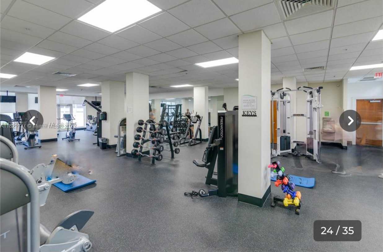 Small Image of 3001 SOUTH OCEAN DR #101, Hollywood Number 25
