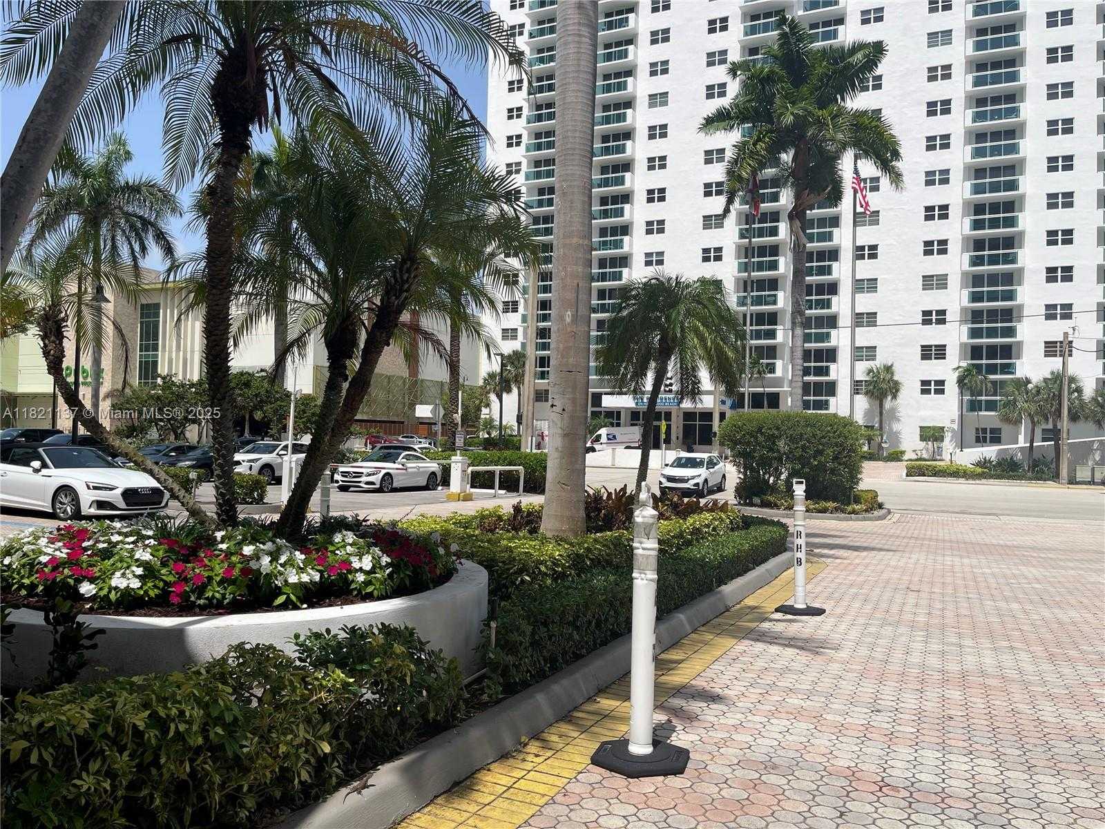 Small Image of 3001 SOUTH OCEAN DR #101, Hollywood Number 59