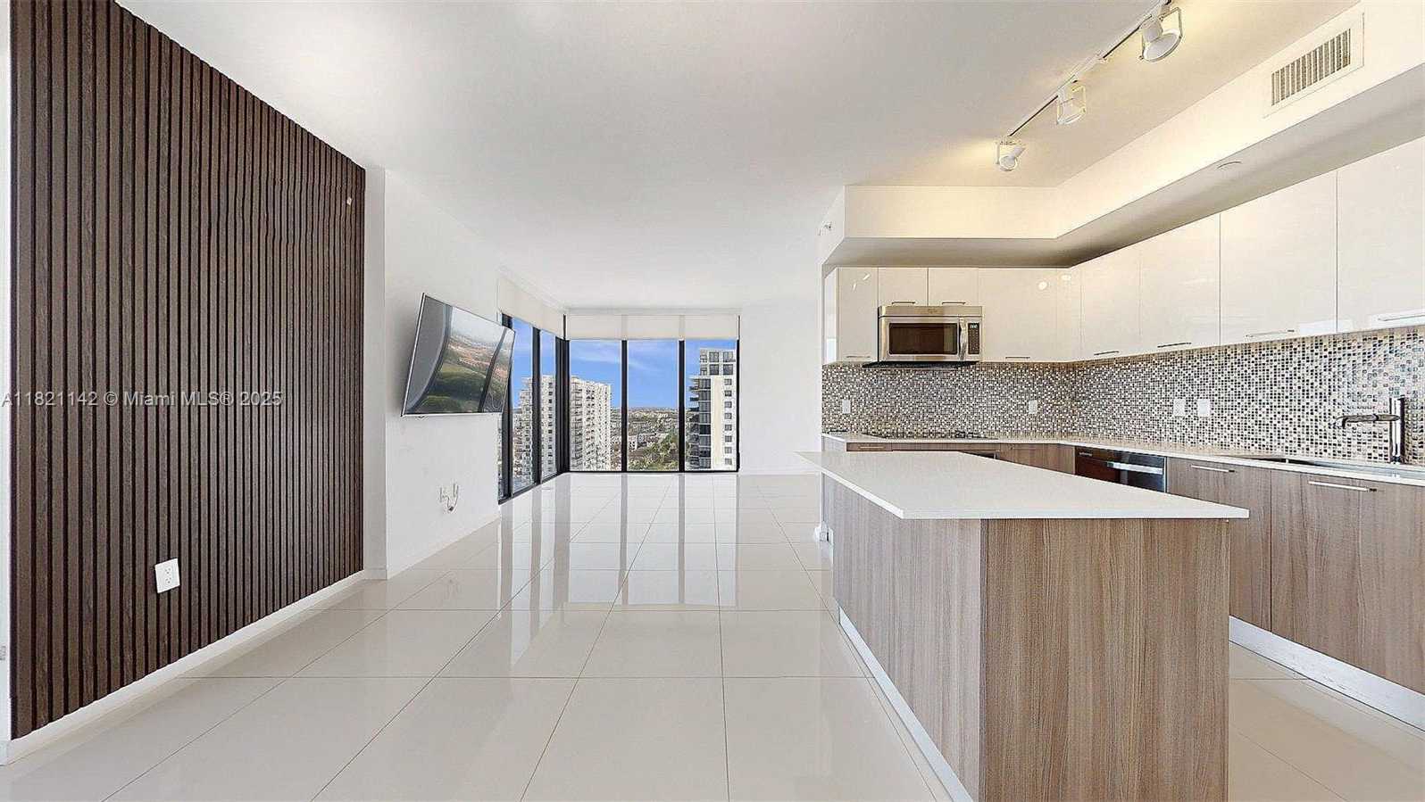 Small Image of 5300 PASEO BLVD #1701, Doral Number 12