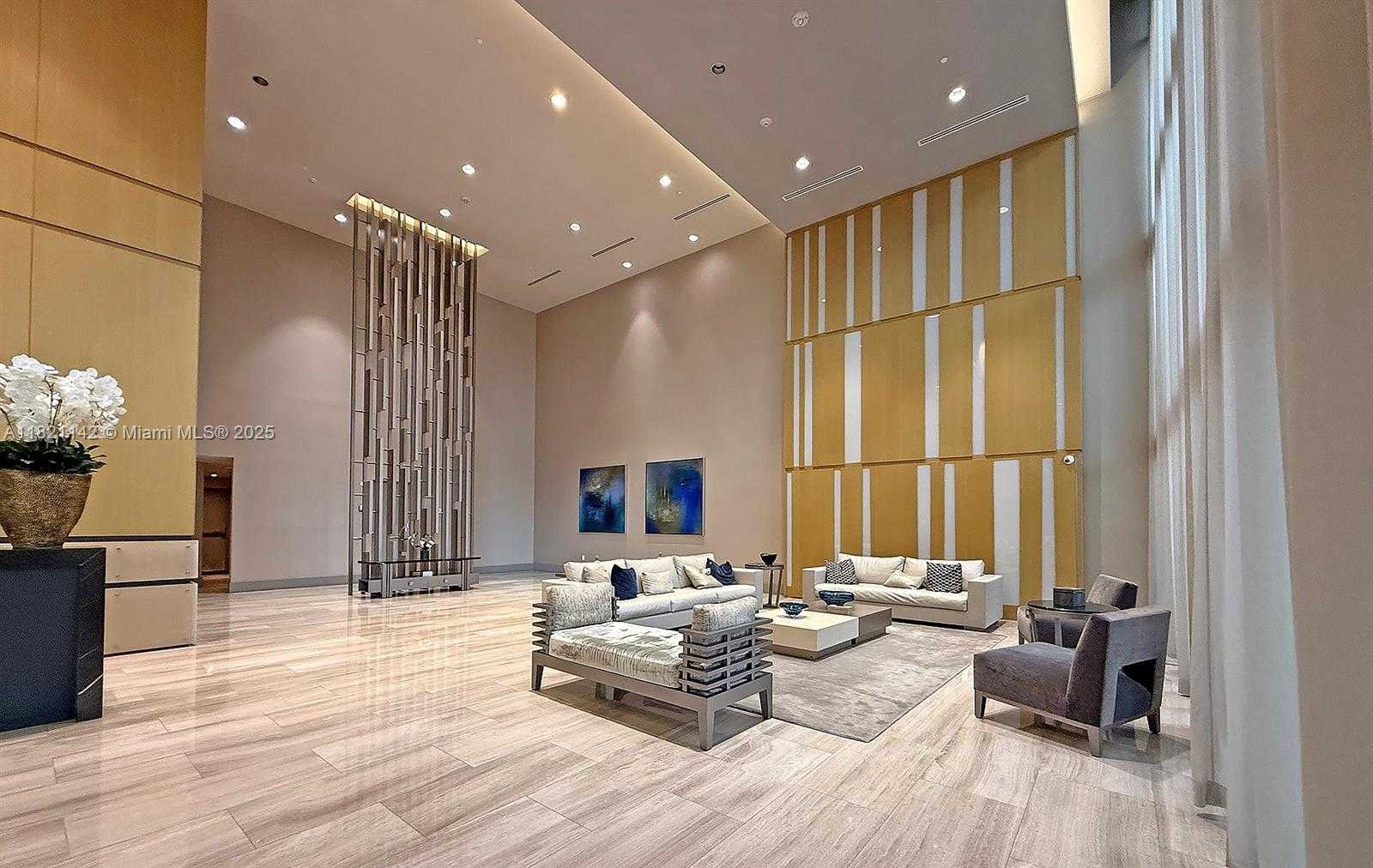 Small Image of 5300 PASEO BLVD #1701, Doral Number 48