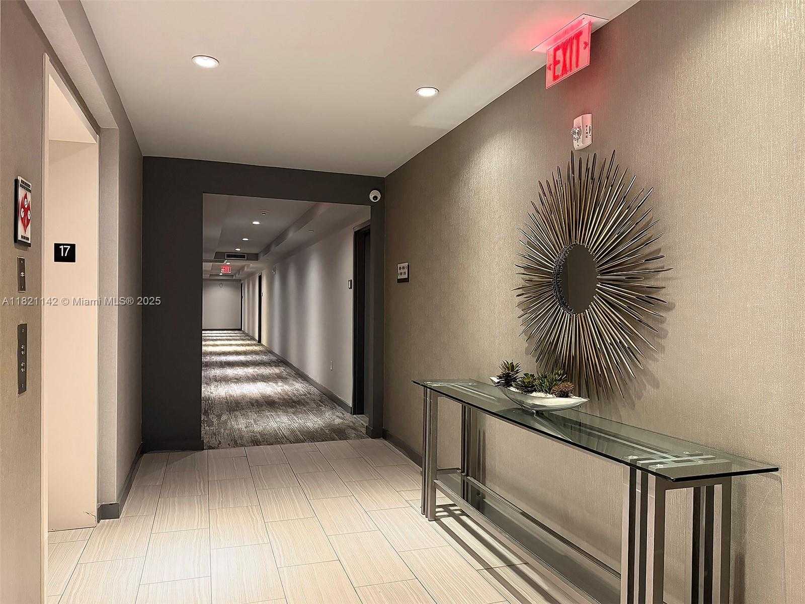 Small Image of 5300 PASEO BLVD #1701, Doral Number 52