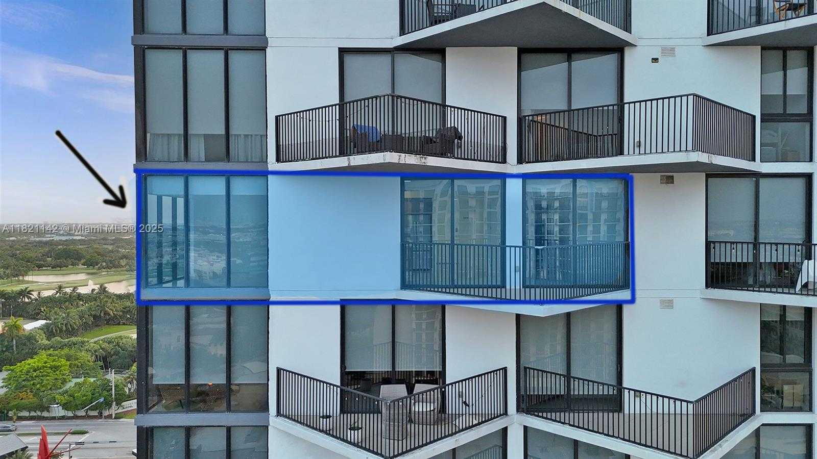 Small Image of 5300 PASEO BLVD #1701, Doral Number 54