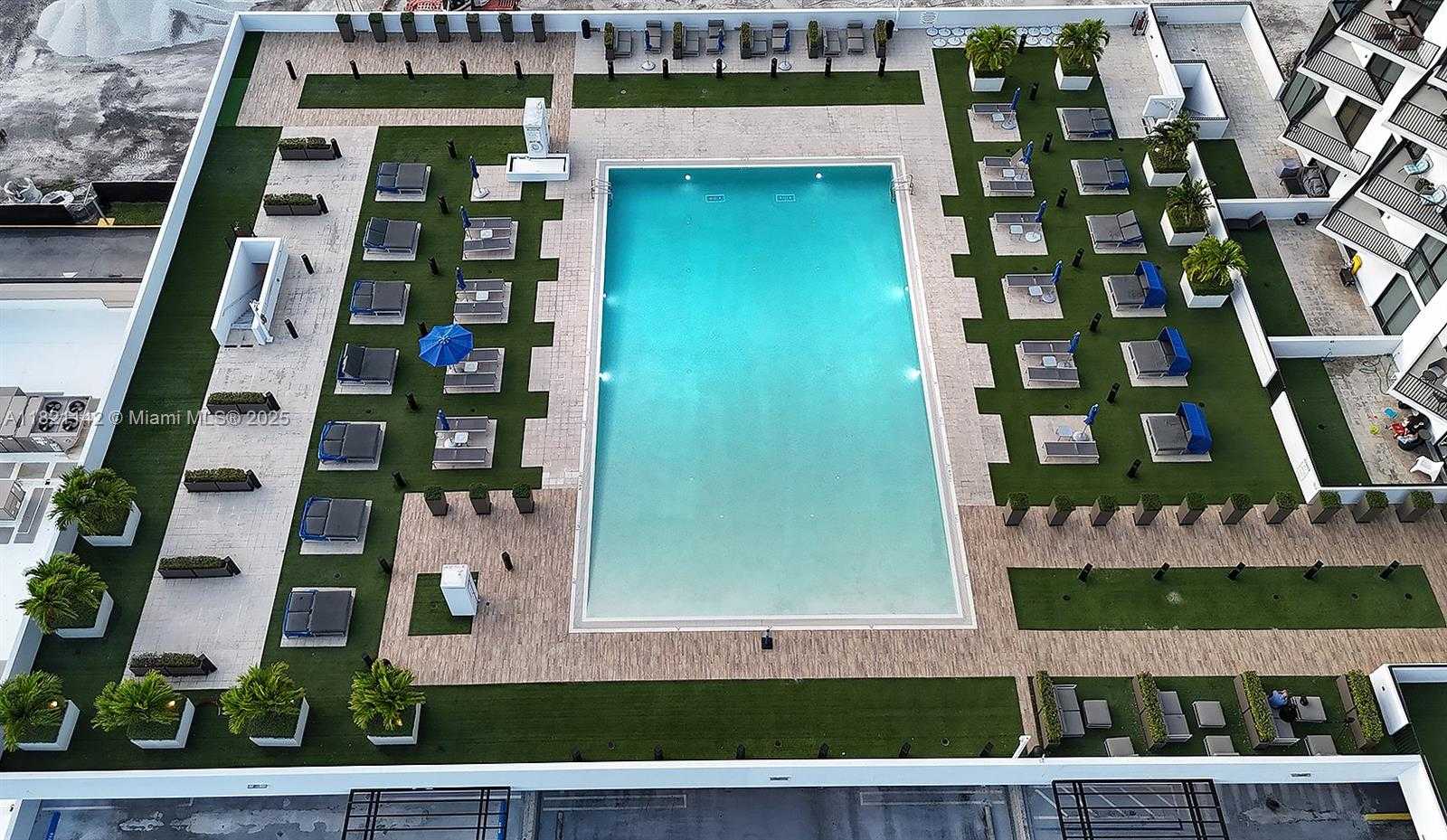 Small Image of 5300 PASEO BLVD #1701, Doral Number 55