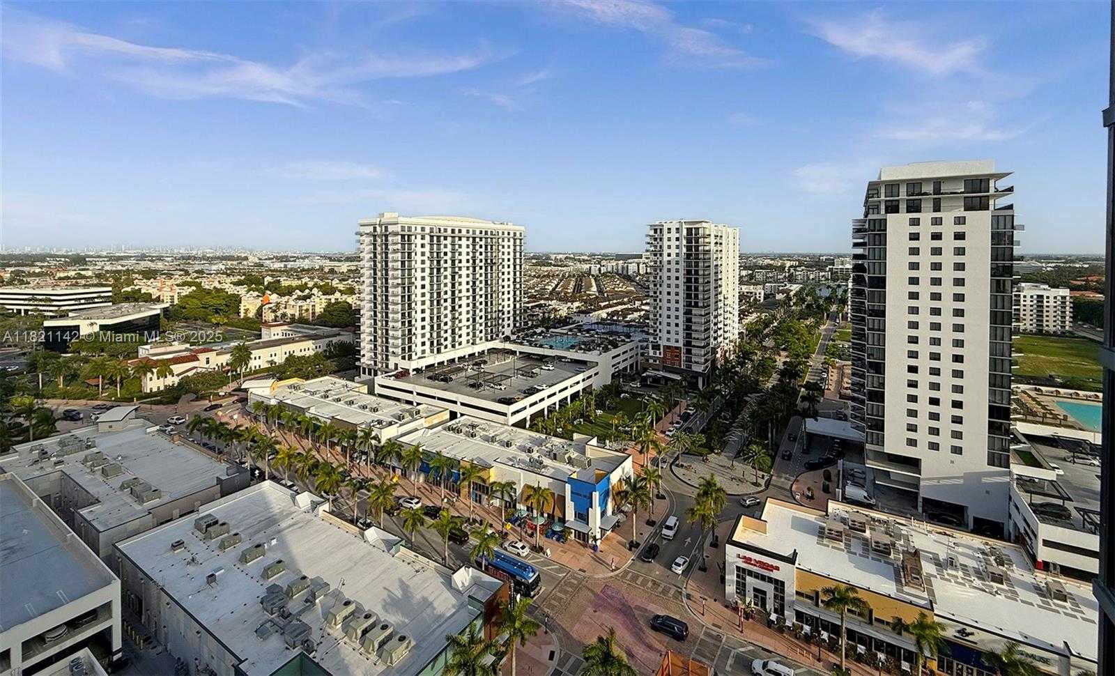Small Image of 5300 PASEO BLVD #1701, Doral Number 60
