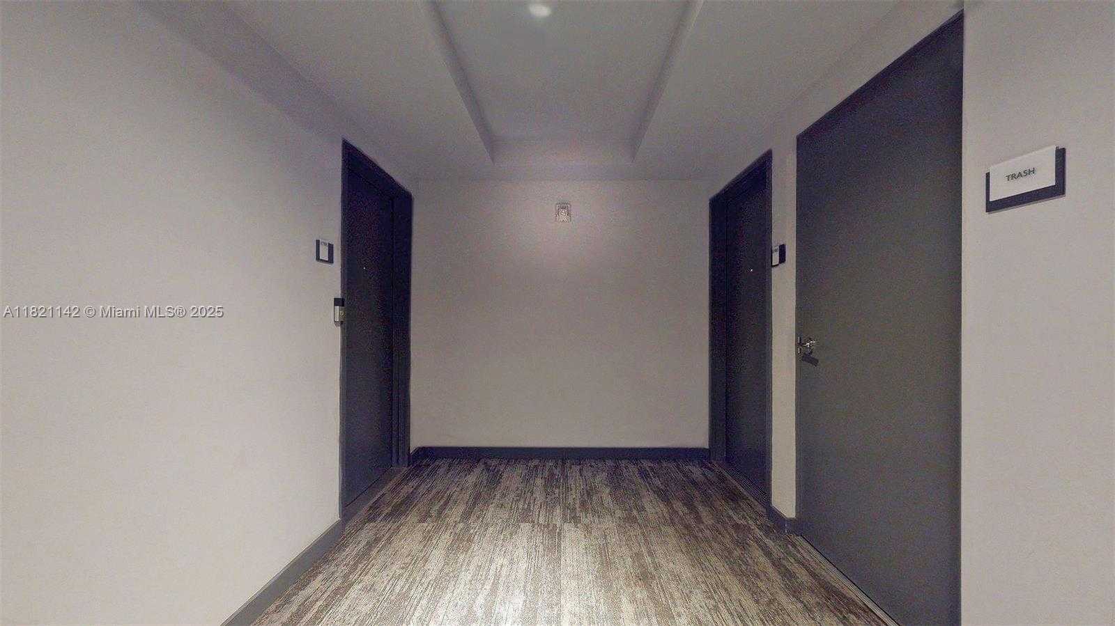 Small Image of 5300 PASEO BLVD #1701, Doral Number 68