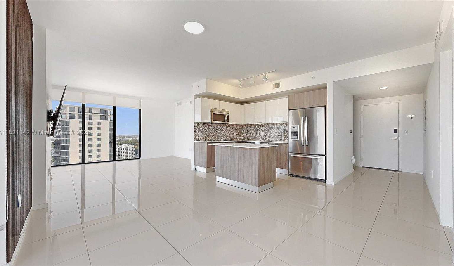 Small Image of 5300 PASEO BLVD #1701, Doral Number 9