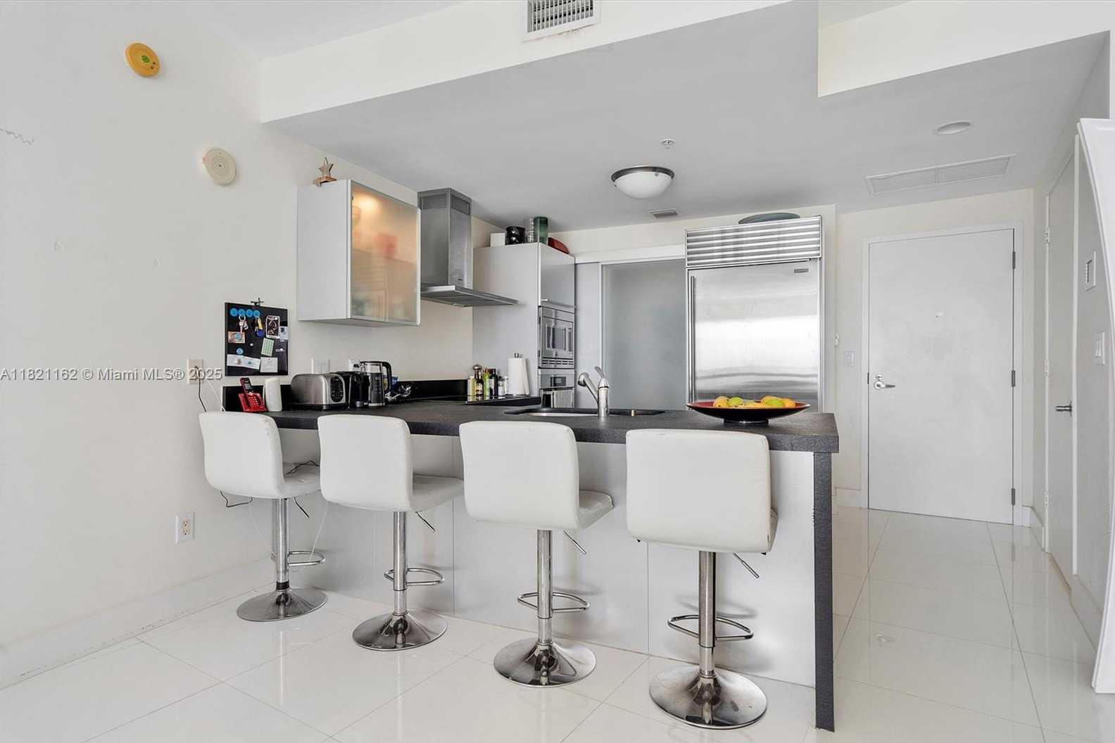 Small Image of 18201 COLLINS AVE #2008, Sunny Isles Beach Number 2
