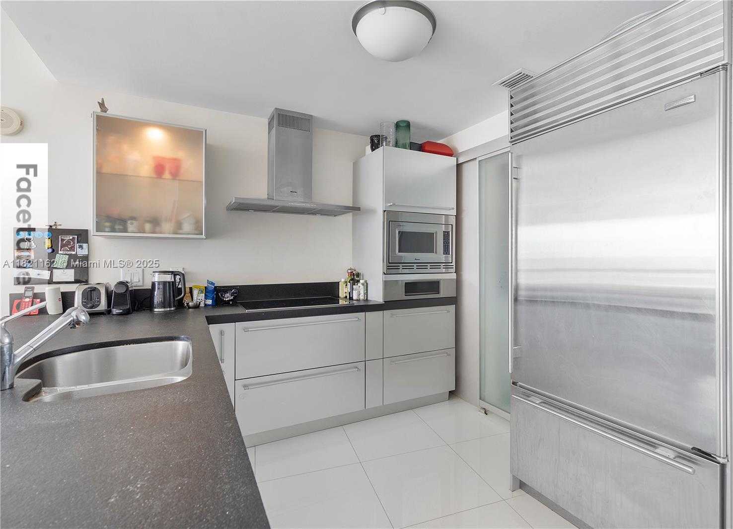 Small Image of 18201 COLLINS AVE #2008, Sunny Isles Beach Number 4