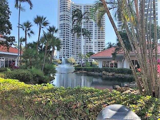 Small Image of 3530 MYSTIC POINTE DR #2108, Aventura Number 18