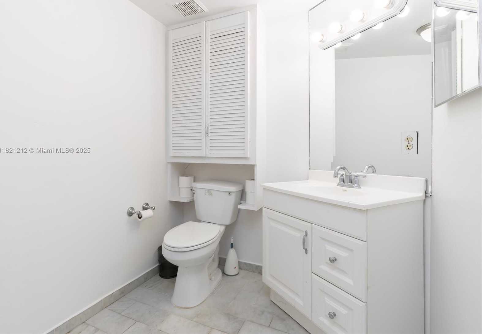 Small Image of 7787 SOUTH WEST 102ND LN, Miami Number 11