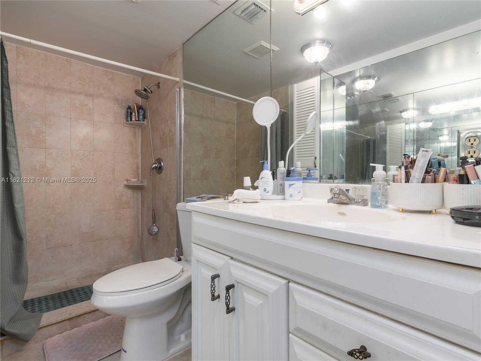 Small Image of 7787 SOUTH WEST 102ND LN, Miami Number 9