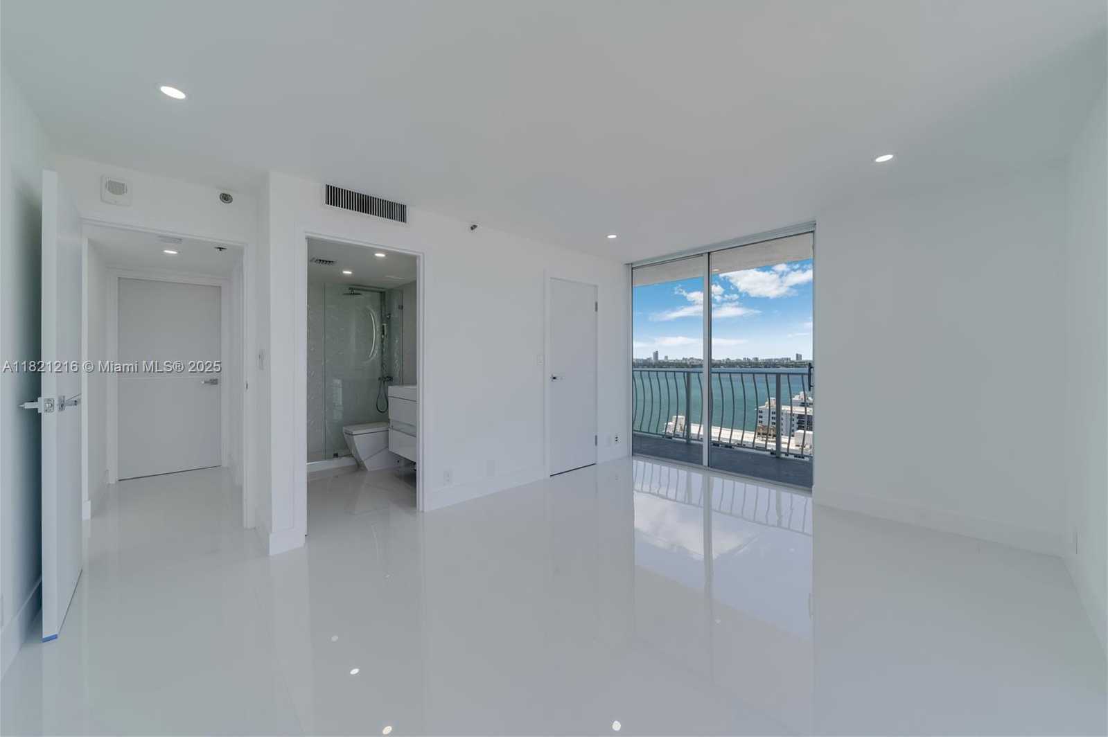 Small Image of 7601 EAST TREASURE DR #2305, North Bay Village Number 18