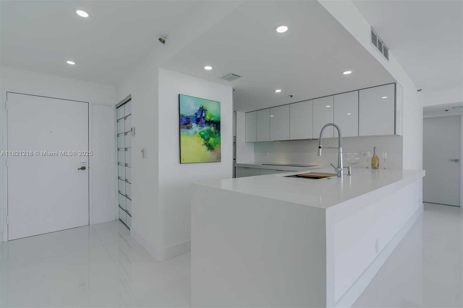 Small Image of 7601 EAST TREASURE DR #2305, North Bay Village Number 4