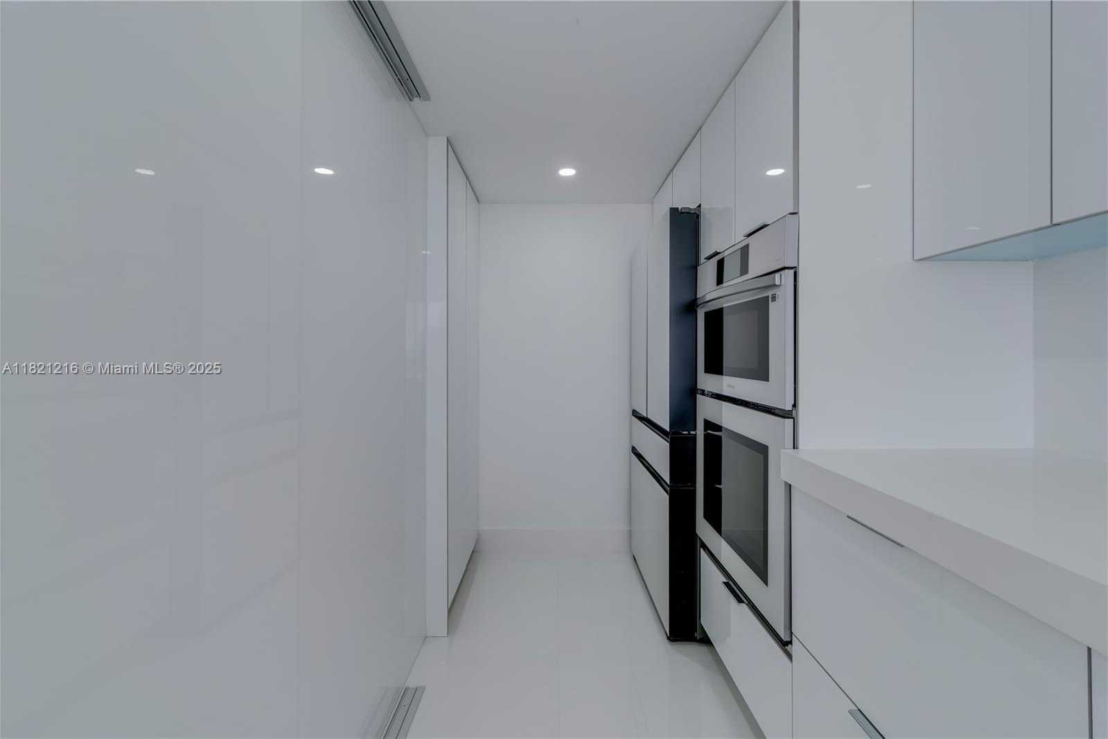 Small Image of 7601 EAST TREASURE DR #2305, North Bay Village Number 7