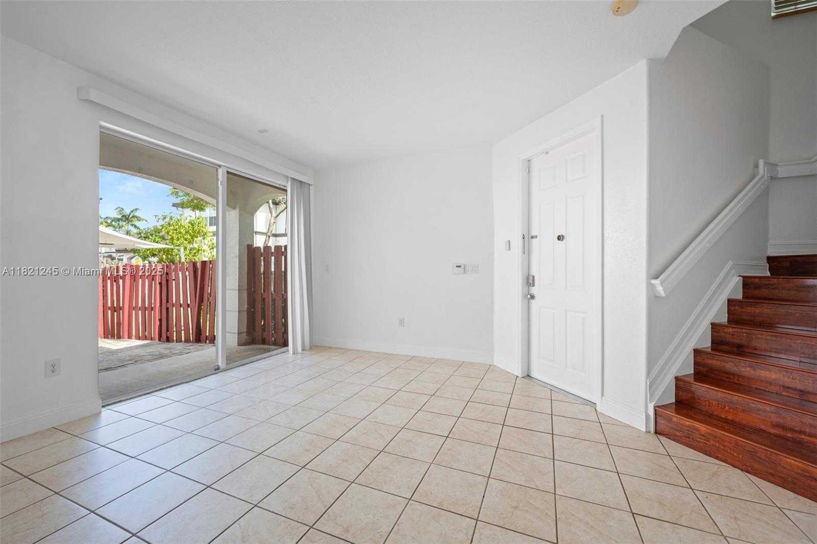 Small Image of 7633 NORTH WEST 114TH PATH #7633, Doral Number 2