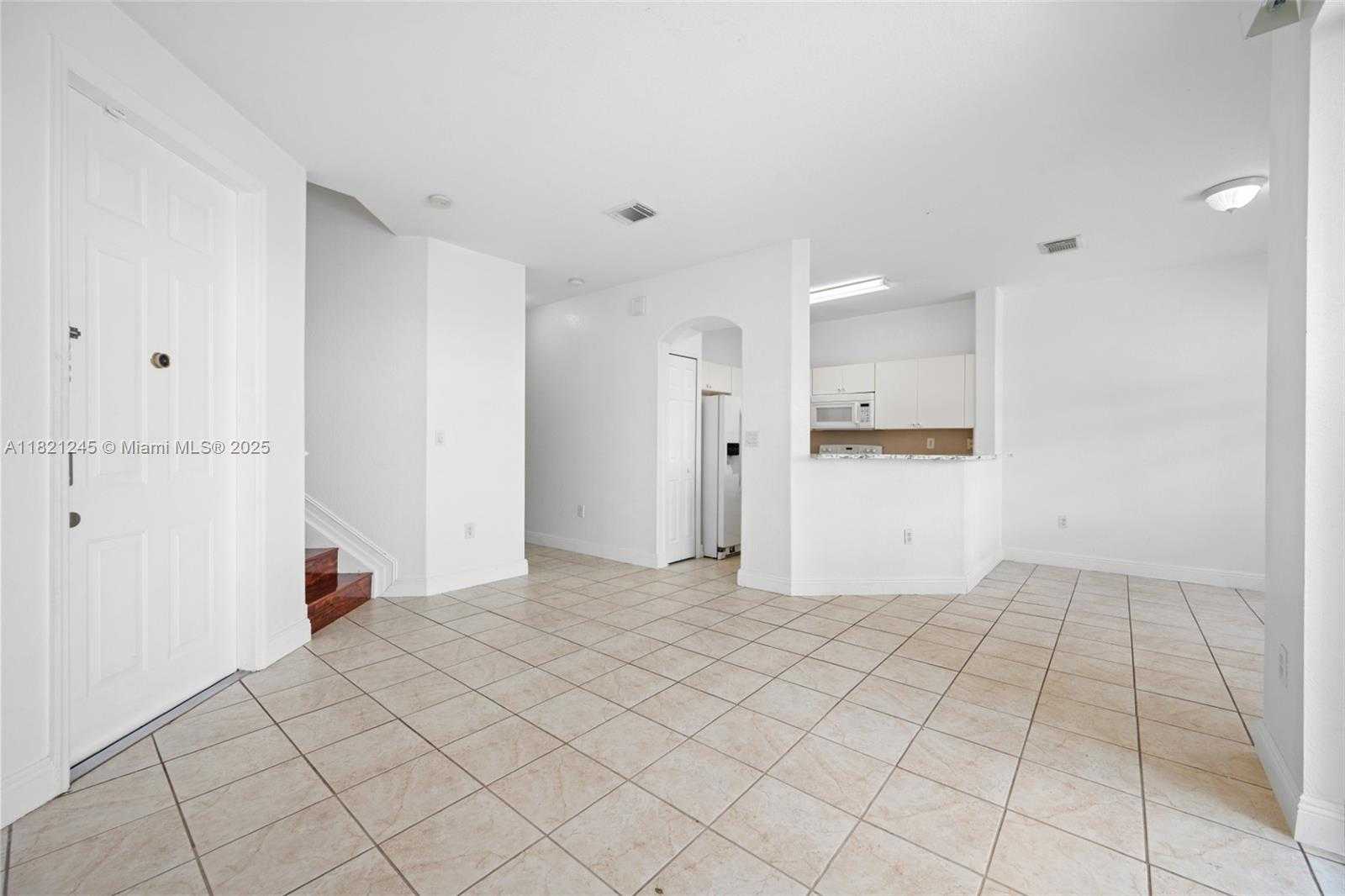 Small Image of 7633 NORTH WEST 114TH PATH #7633, Doral Number 3
