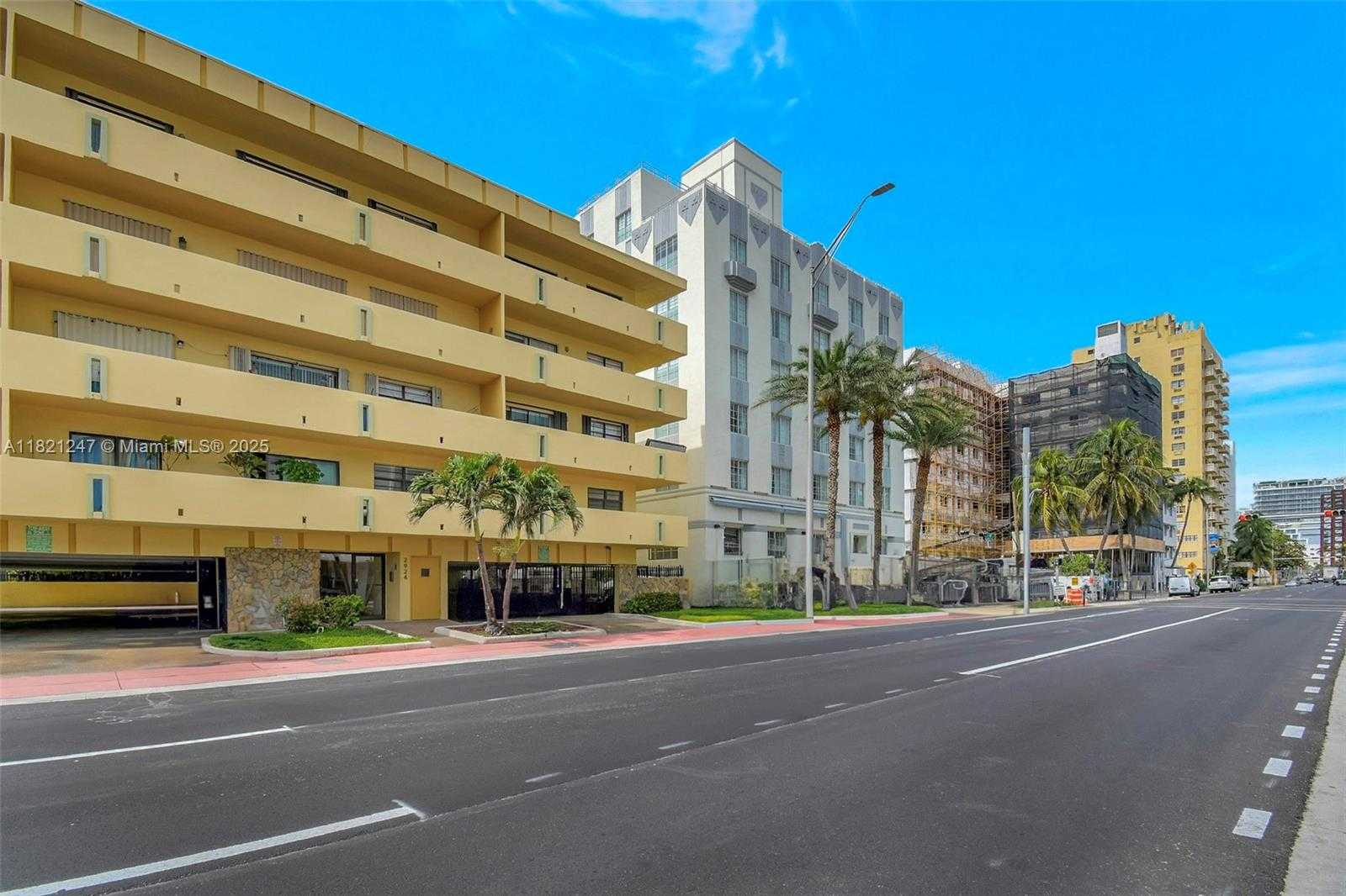 Small Image of 2924 COLLINS AVENUE #501, Miami Beach Number 23
