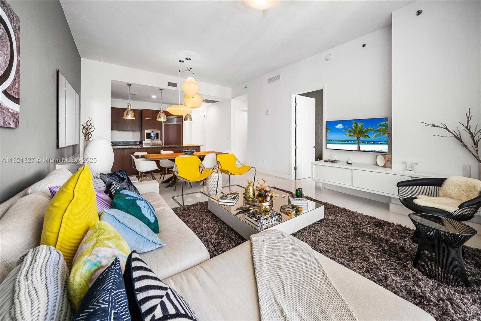Small Image of 15901 COLLINS AVE #3302, Sunny Isles Beach Number 2
