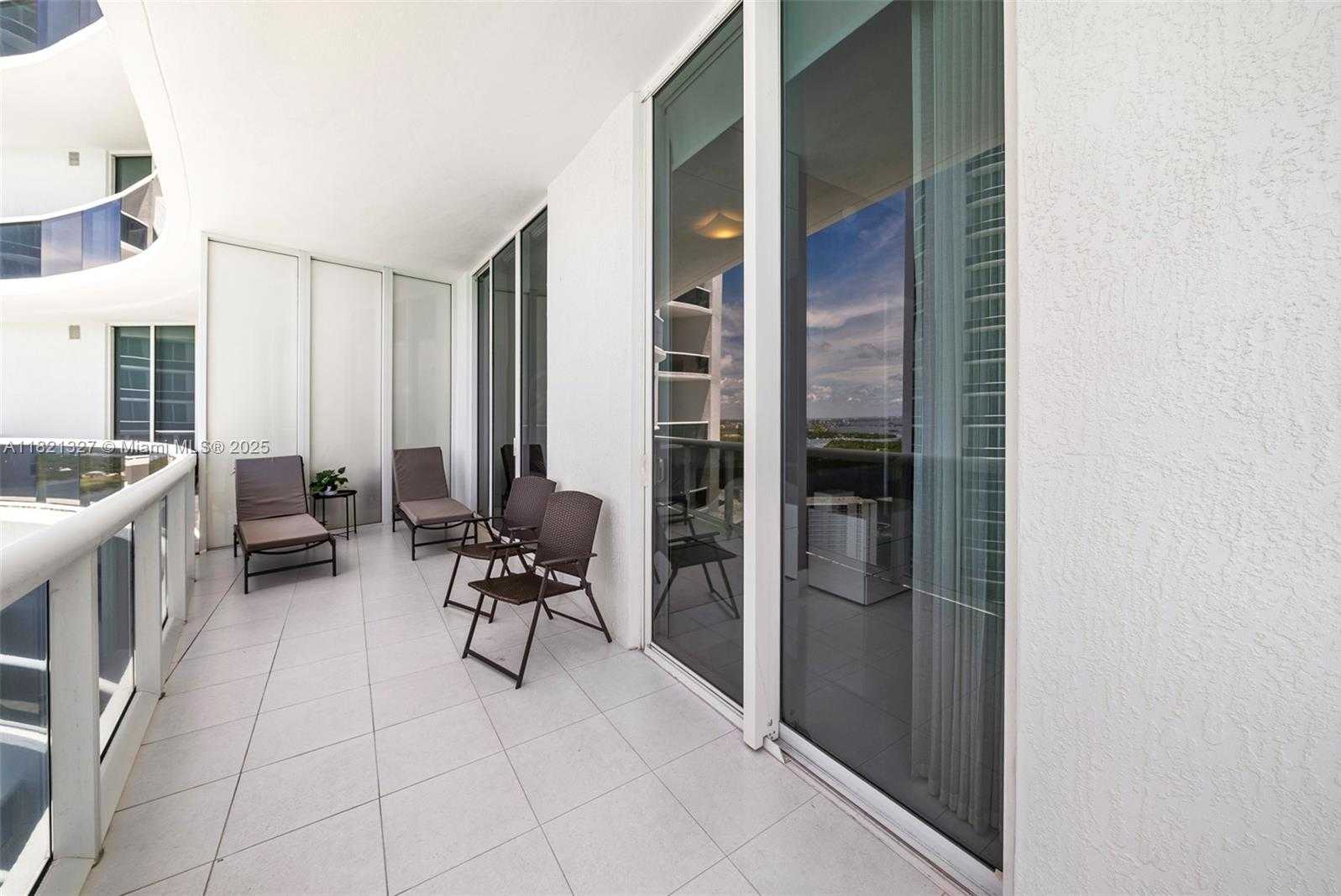Small Image of 15901 COLLINS AVE #3302, Sunny Isles Beach Number 30