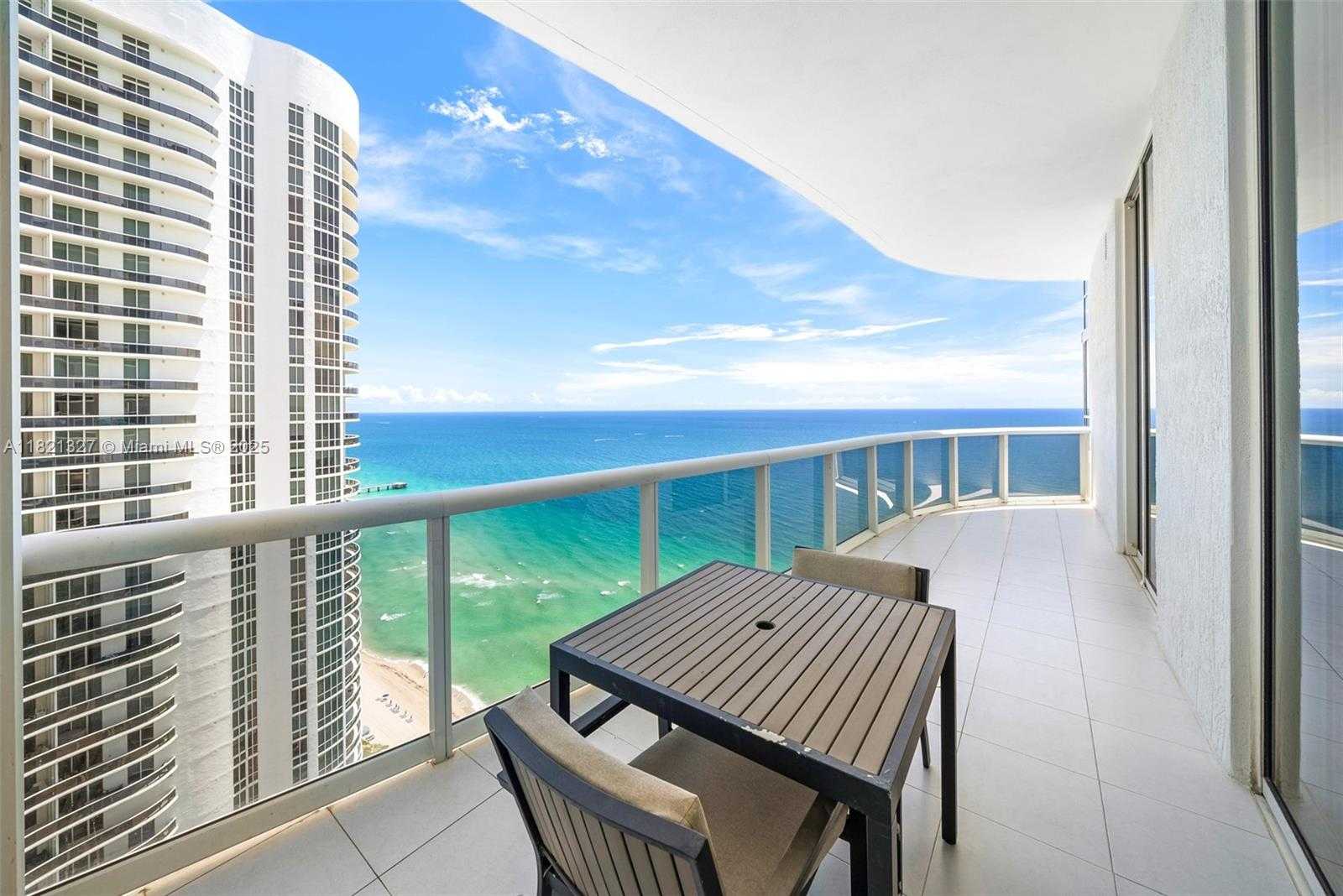 Small Image of 15901 COLLINS AVE #3302, Sunny Isles Beach Number 41