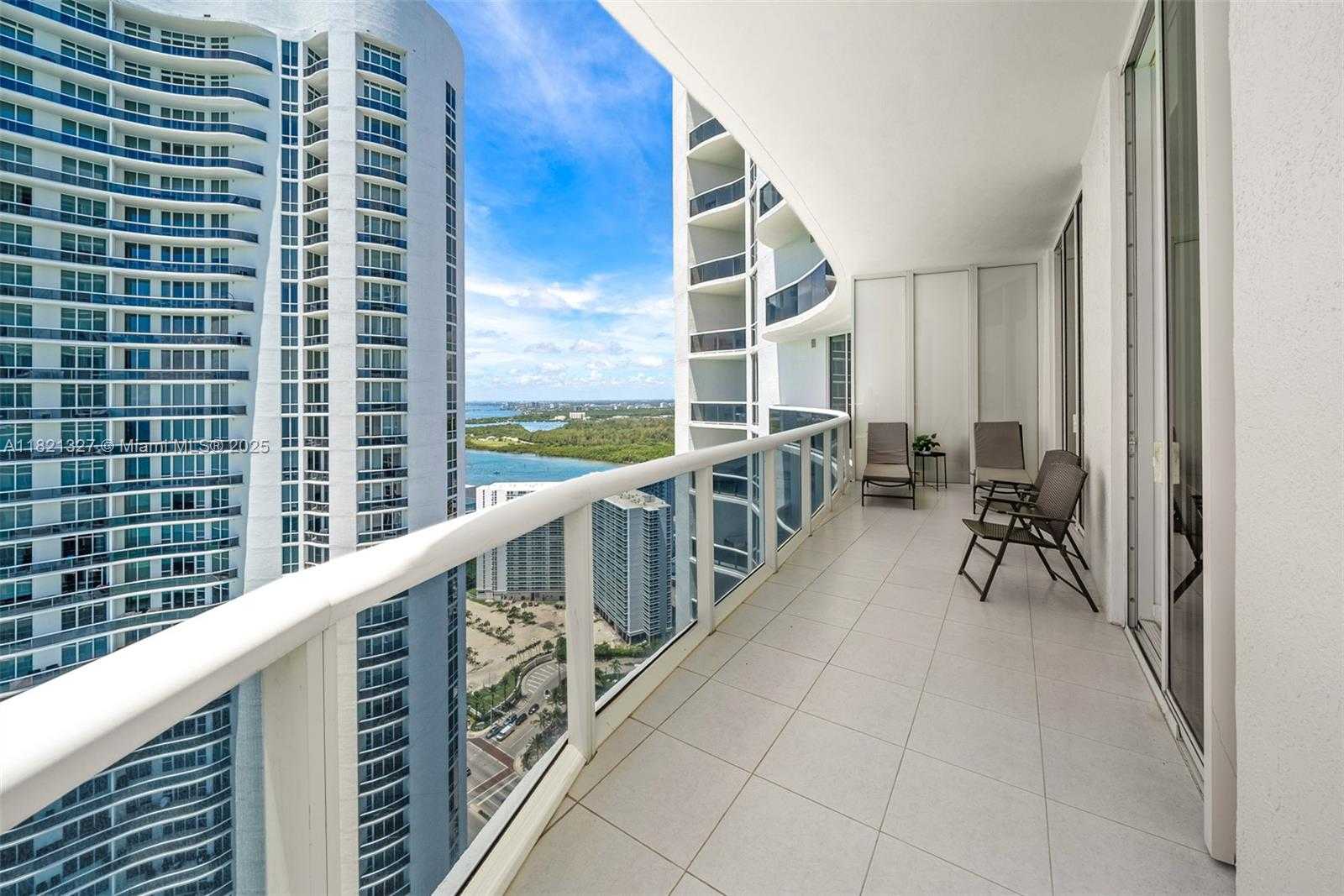 Small Image of 15901 COLLINS AVE #3302, Sunny Isles Beach Number 46