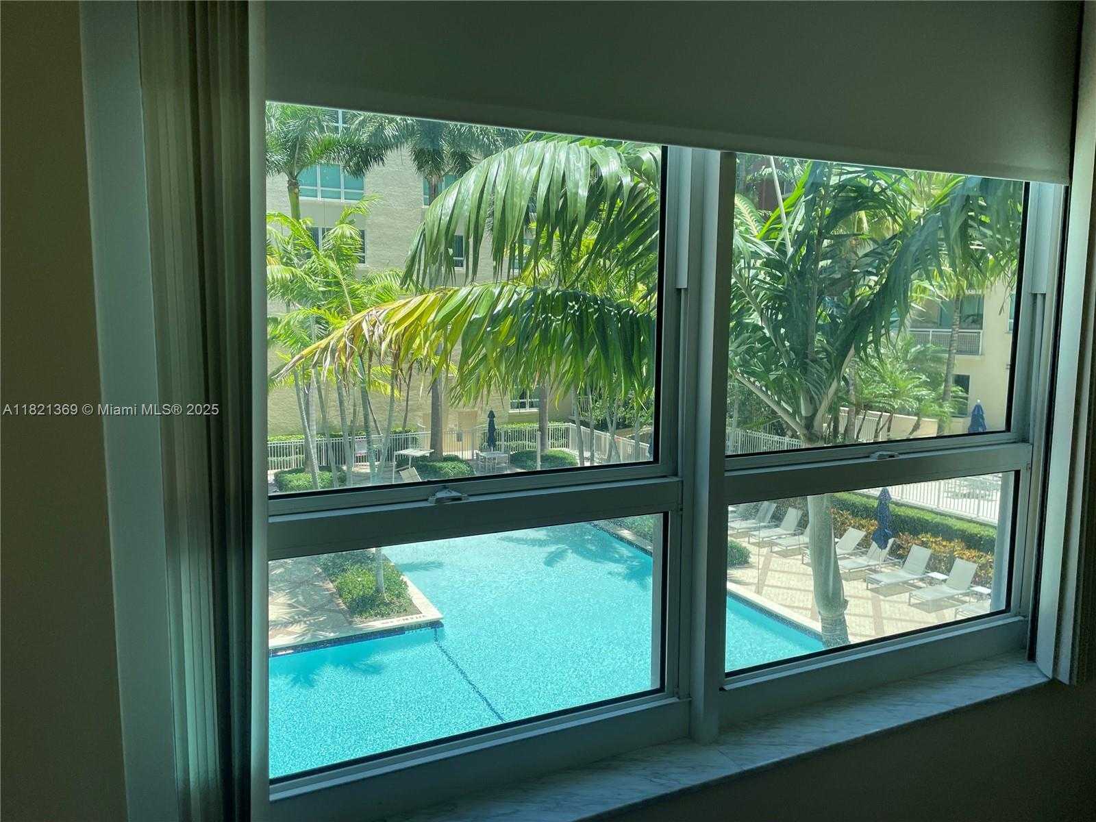 Small Image of 2000 NORTH BAYSHORE DR #201, Miami Number 4