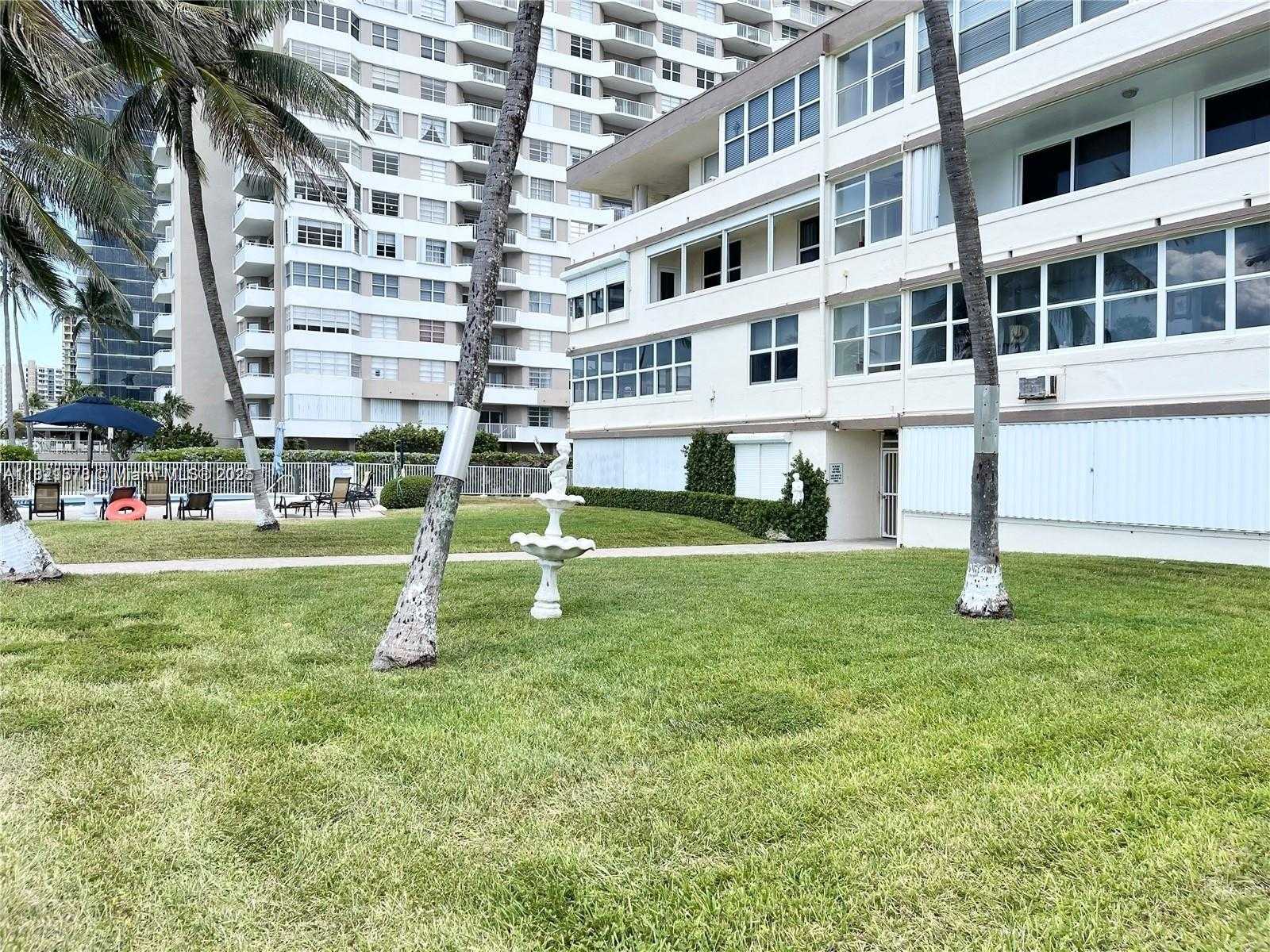 Small Image of 1936 SOUTH OCEAN DR #7C, Hallandale Beach Number 23