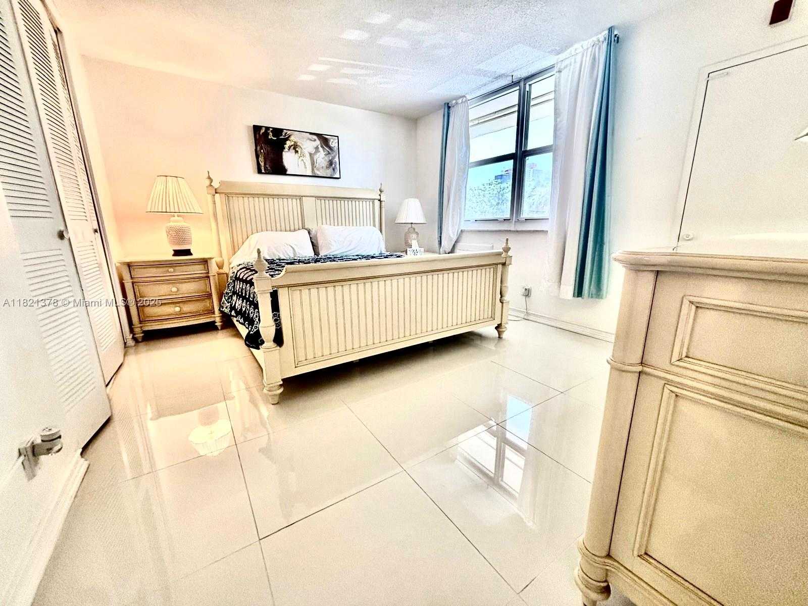 Small Image of 1936 SOUTH OCEAN DR #7C, Hallandale Beach Number 7