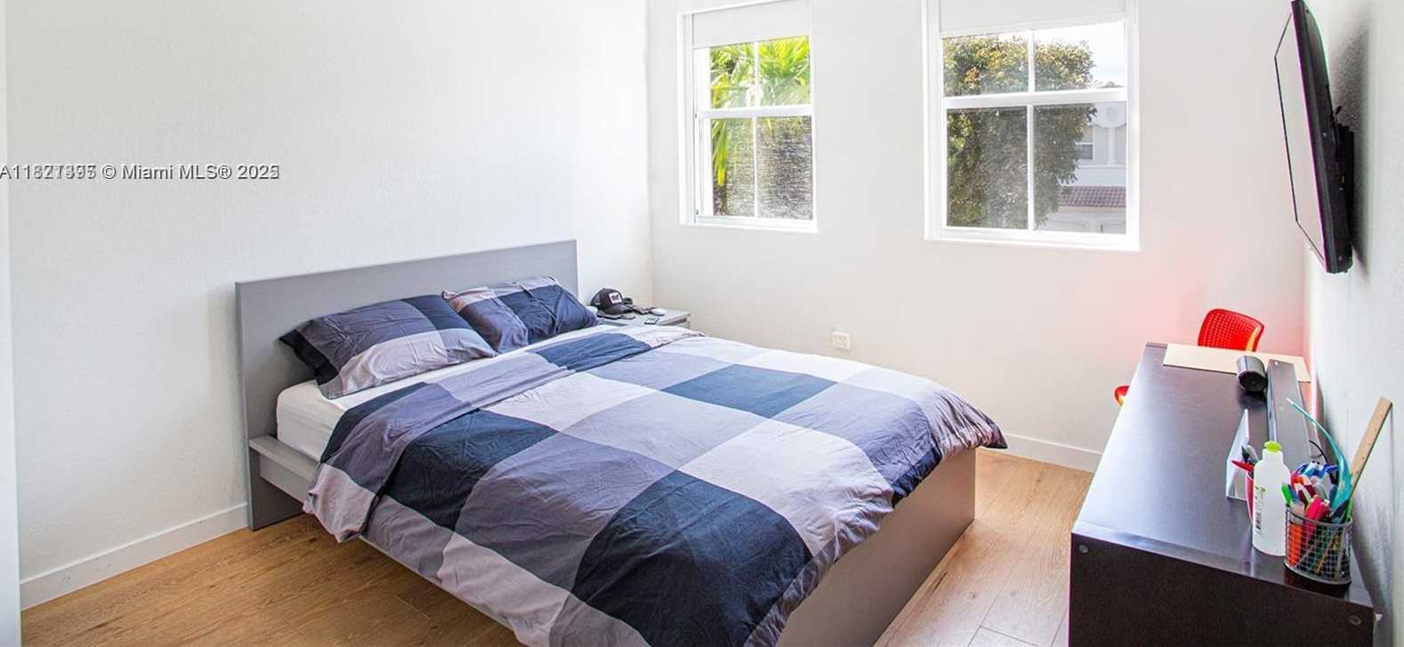 Small Image of 10857 NORTH WEST 84TH ST, Doral Number 7