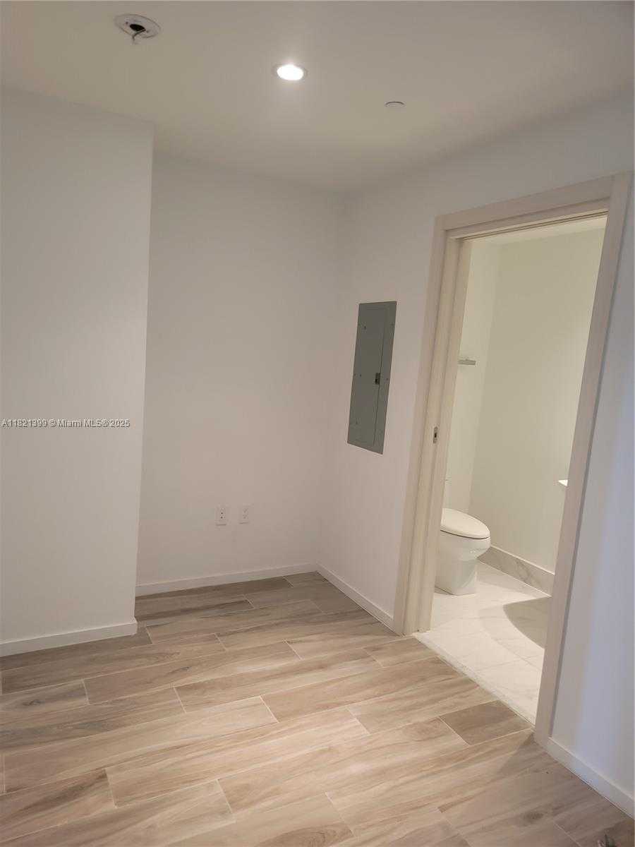 Small Image of 801 SOUTH MIAMI AVE #4408, Miami Number 24