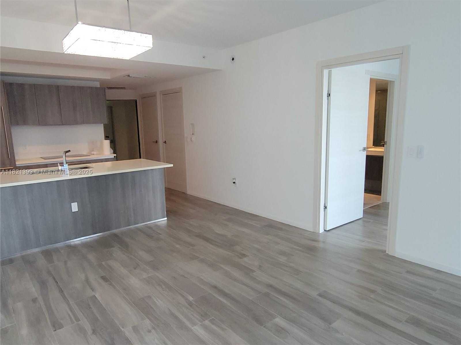 Small Image of 801 SOUTH MIAMI AVE #4408, Miami Number 6
