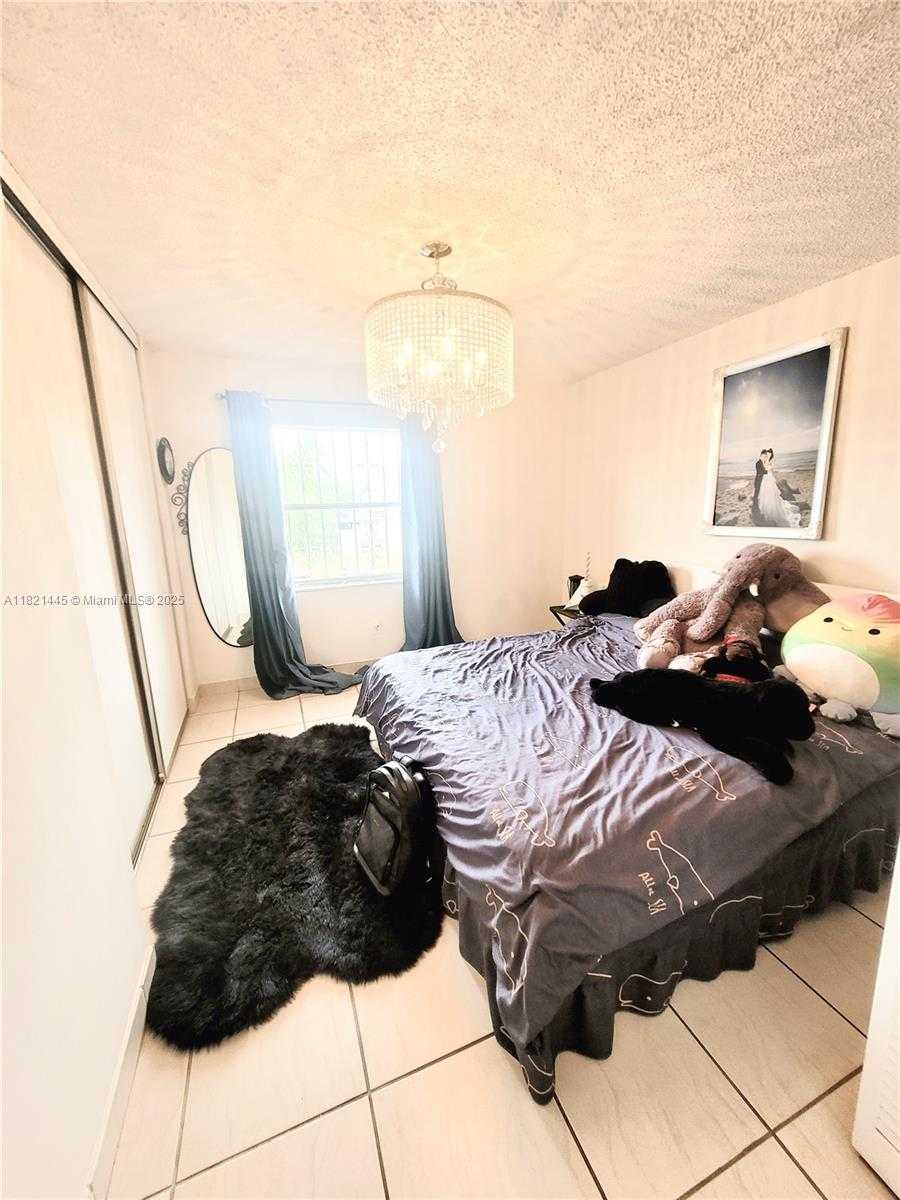 Small Image of 3973 WEST 9TH LN #3, Hialeah Number 11