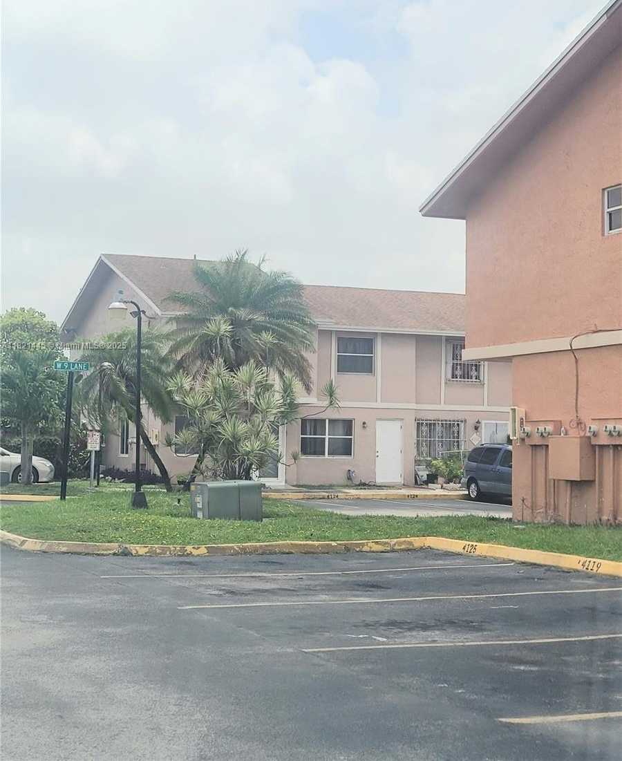 Small Image of 3973 WEST 9TH LN #3, Hialeah Number 13