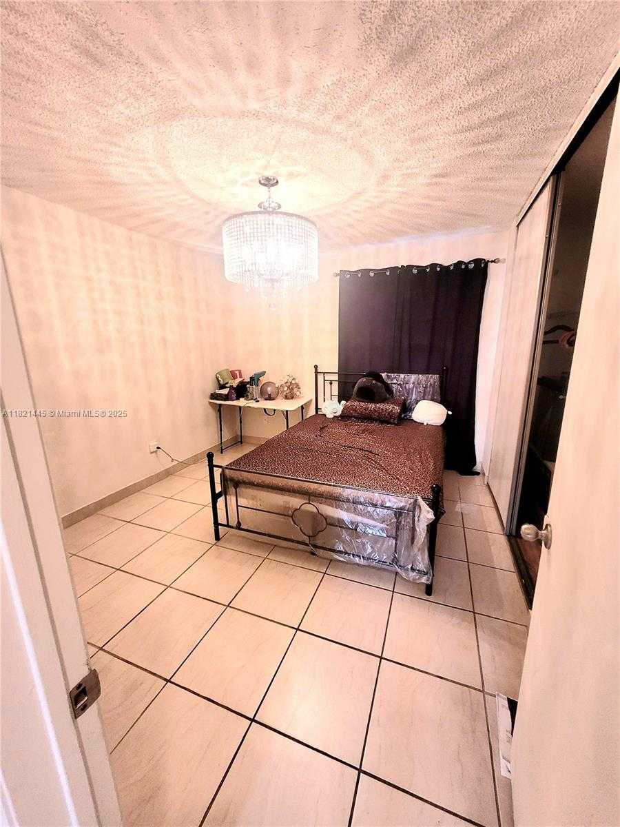 Small Image of 3973 WEST 9TH LN #3, Hialeah Number 9