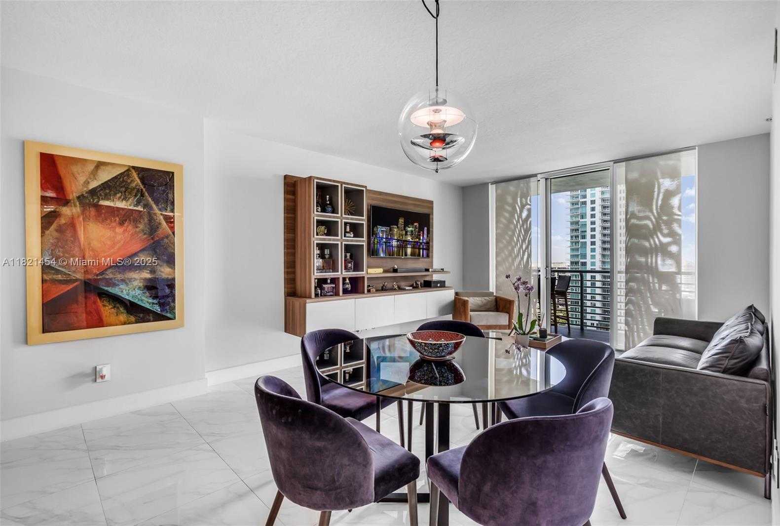 Small Image of 325 SOUTH BISCAYNE BLVD #2515, Miami Number 9
