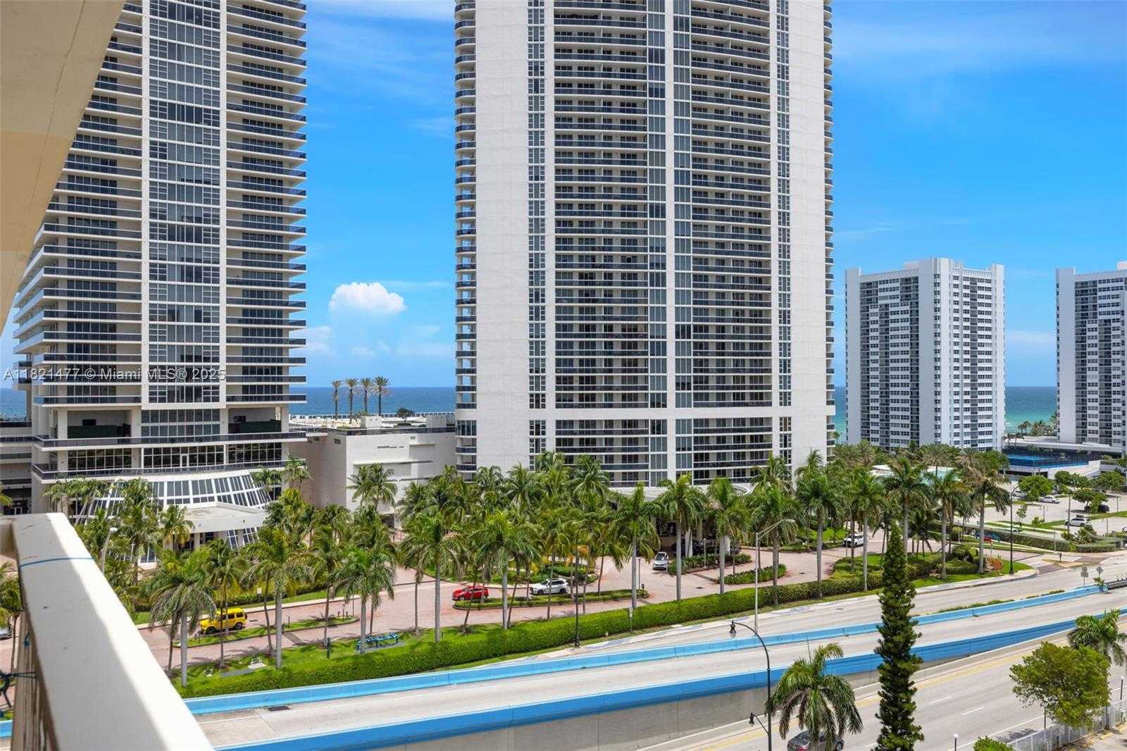 Small Image of 1825 SOUTH OCEAN DR #1013, Hallandale Beach Number 15