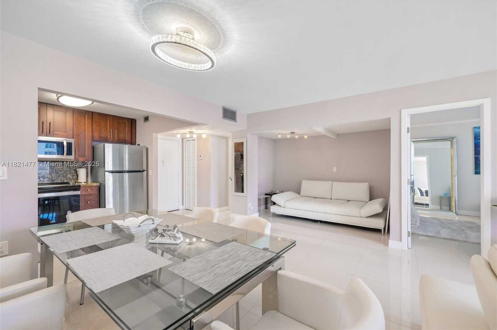 Small Image of 1825 SOUTH OCEAN DR #1013, Hallandale Beach Number 7