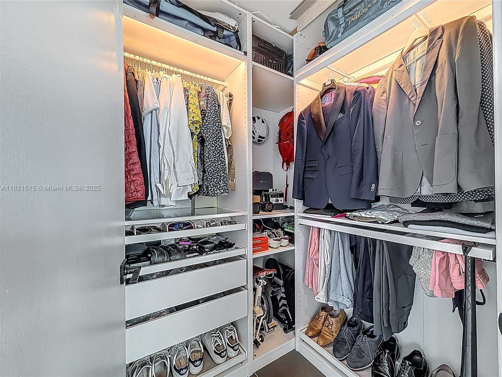 Small Image of 3301 NORTH EAST 1ST AVE #H1215, Miami Number 28